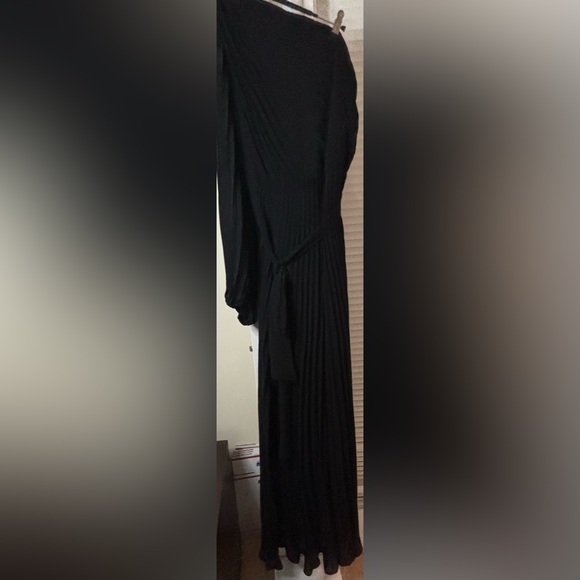Lulus Lavish Style Black Velvet Mesh One-Shoulder Maxi Dress - Picture 8 of 12